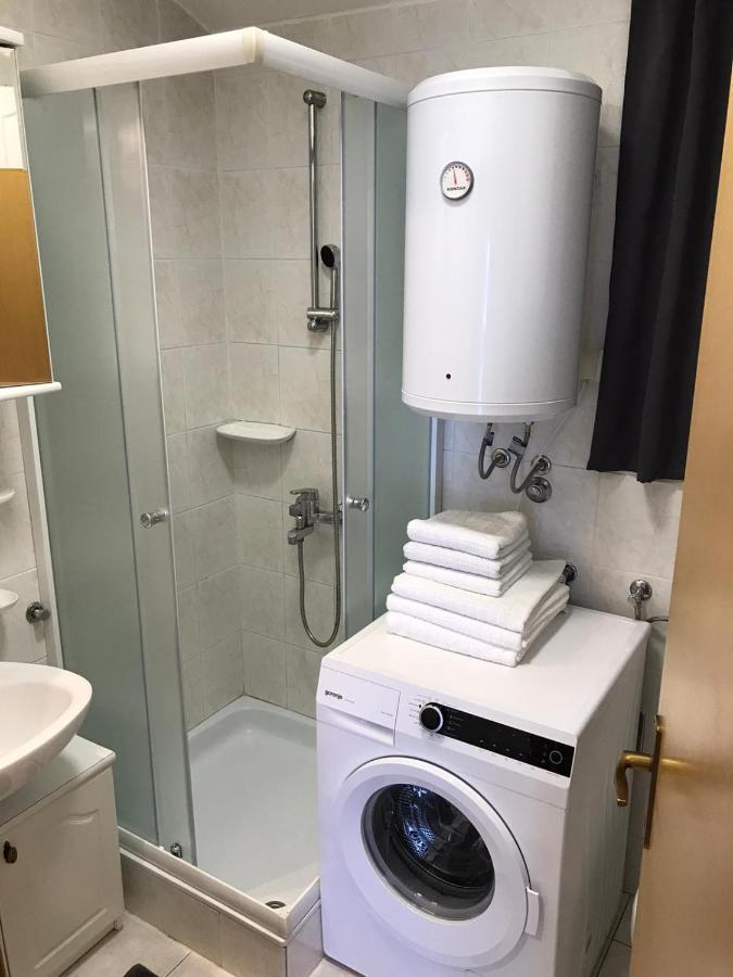 Apartman Jumic Malinska Exteriör bild
