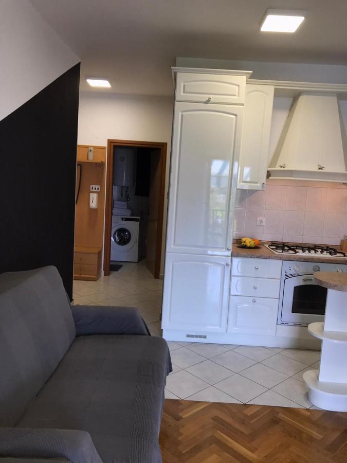 Apartman Jumic Malinska Exteriör bild